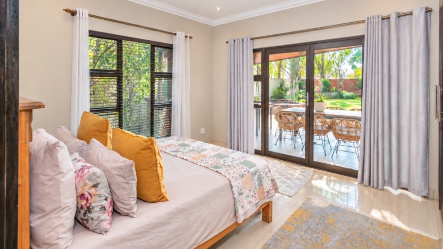 5 Bedroom Property for Sale in Xanadu Nature Estate North West